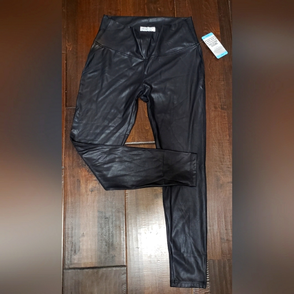 Spring + Mercer Faux Leather Leggings in Large NWT